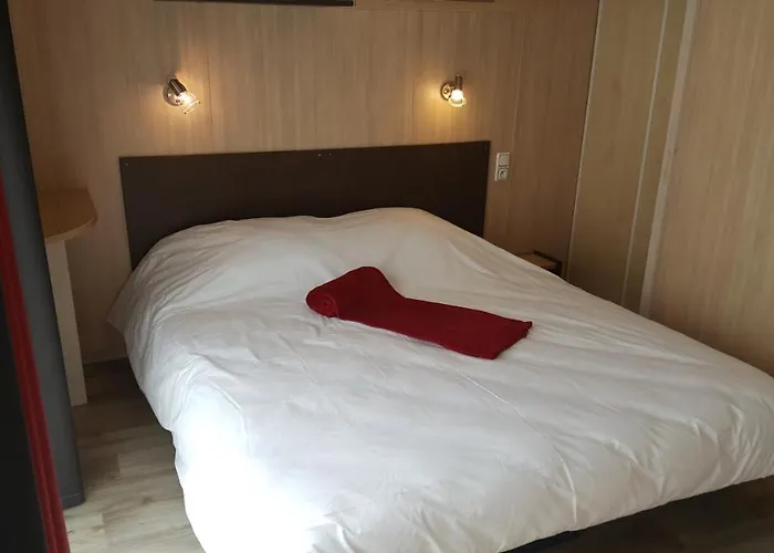 Chalet Nature Proche Lac Et A 20 Mn Des Plages En Vendee